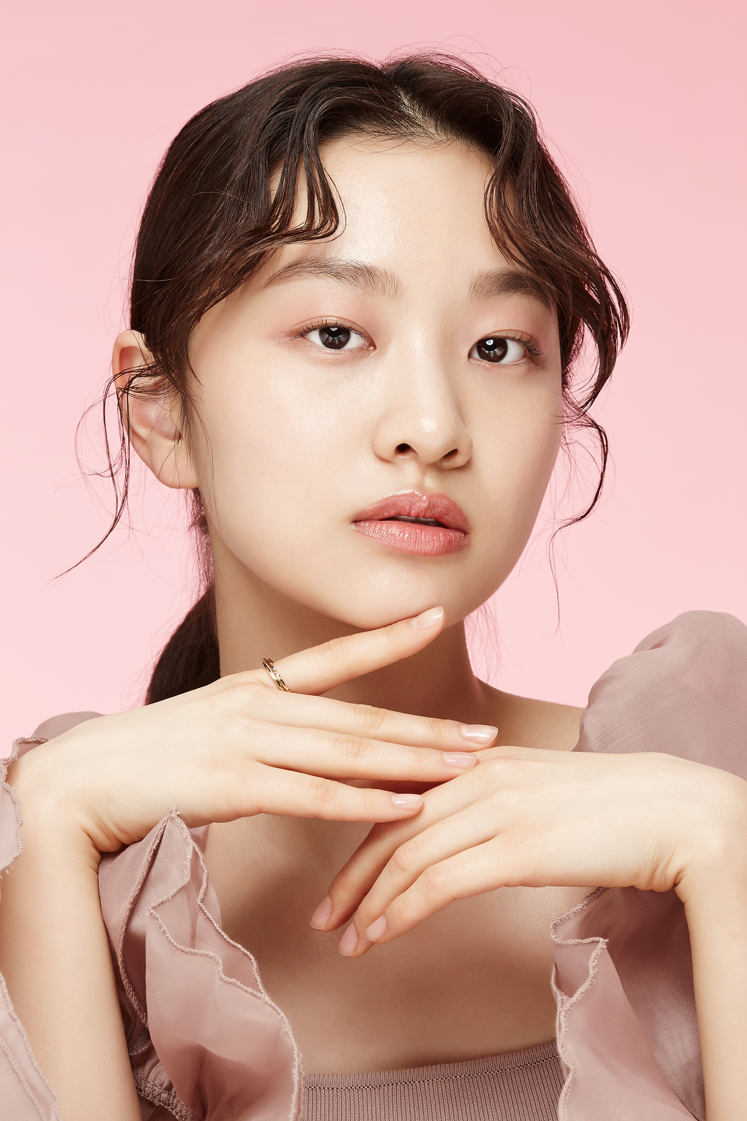  차세대 여배우 김이경, 아우딘퓨쳐스 ‘써메딕+’ 새 전속 모델로 발탁