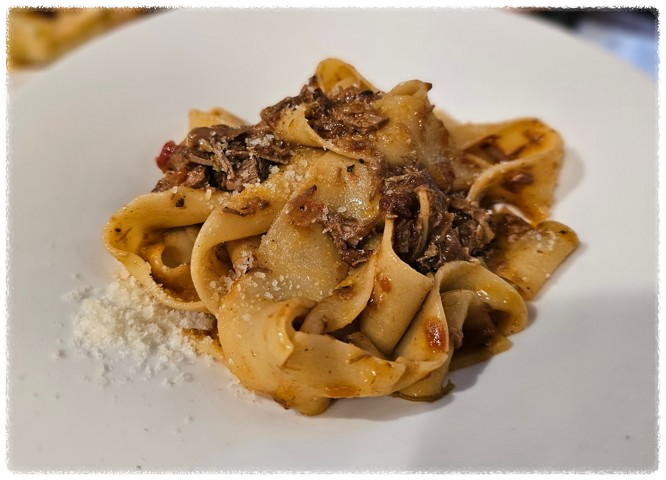 24. 8. 20 이탈리아 피렌체 Vini e Vecchi Sapori Osteria _ 오리 라구 파스타