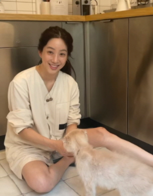  정려원 잠옷 인스타 브랜드 알아보자 !