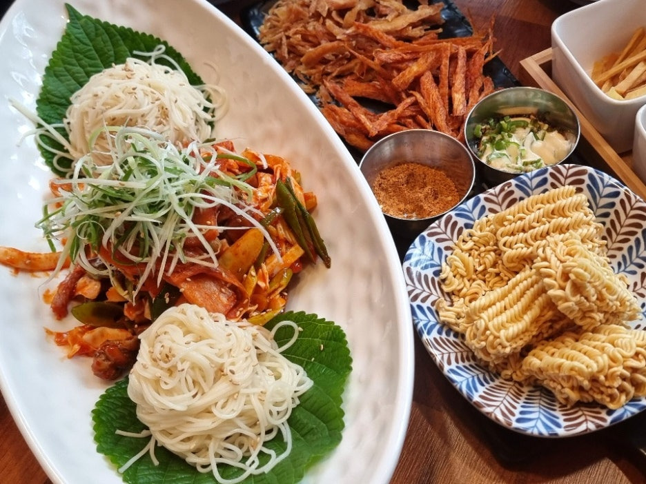 치킨왕 김닭구 이미지
