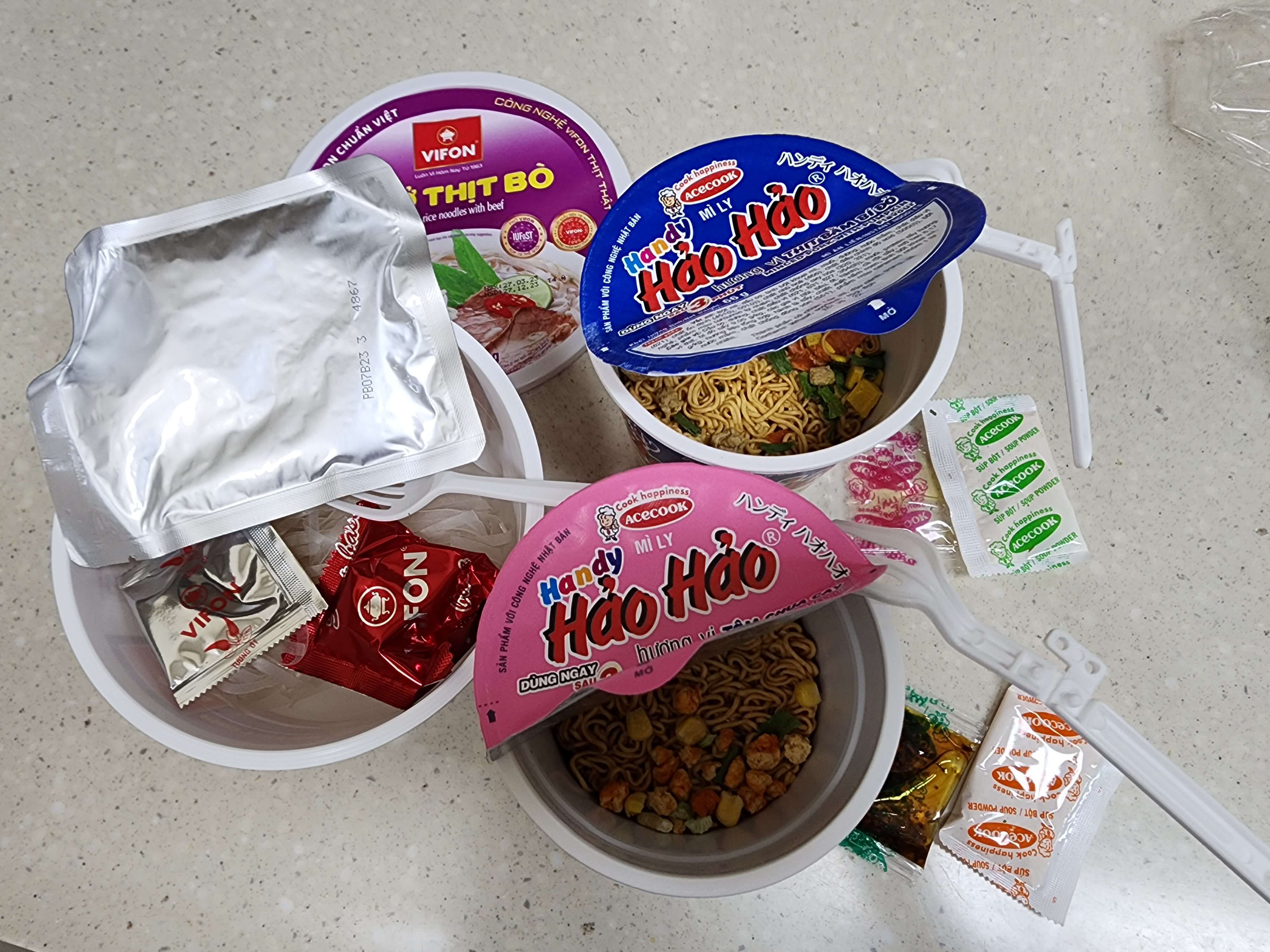  베트남 쌀국수 컵라면 하오하오 맛은? 나트랑 여행 쇼핑리스트 추천