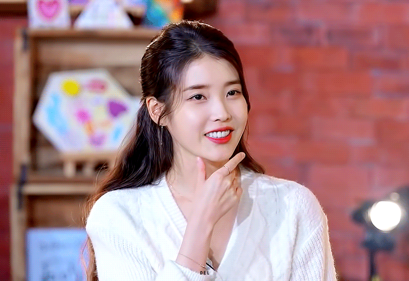 [연예] [움짤]         아이유 (IU 이지은) with 악뮤 -  와이드섬