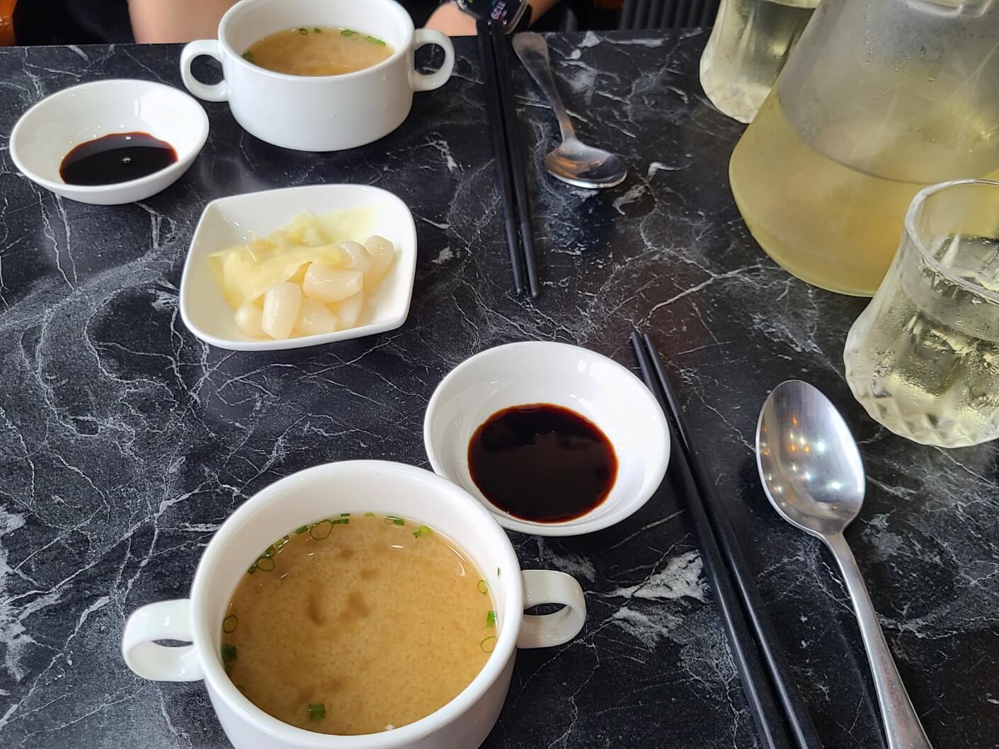 식당-된장국