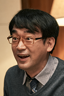 변영일