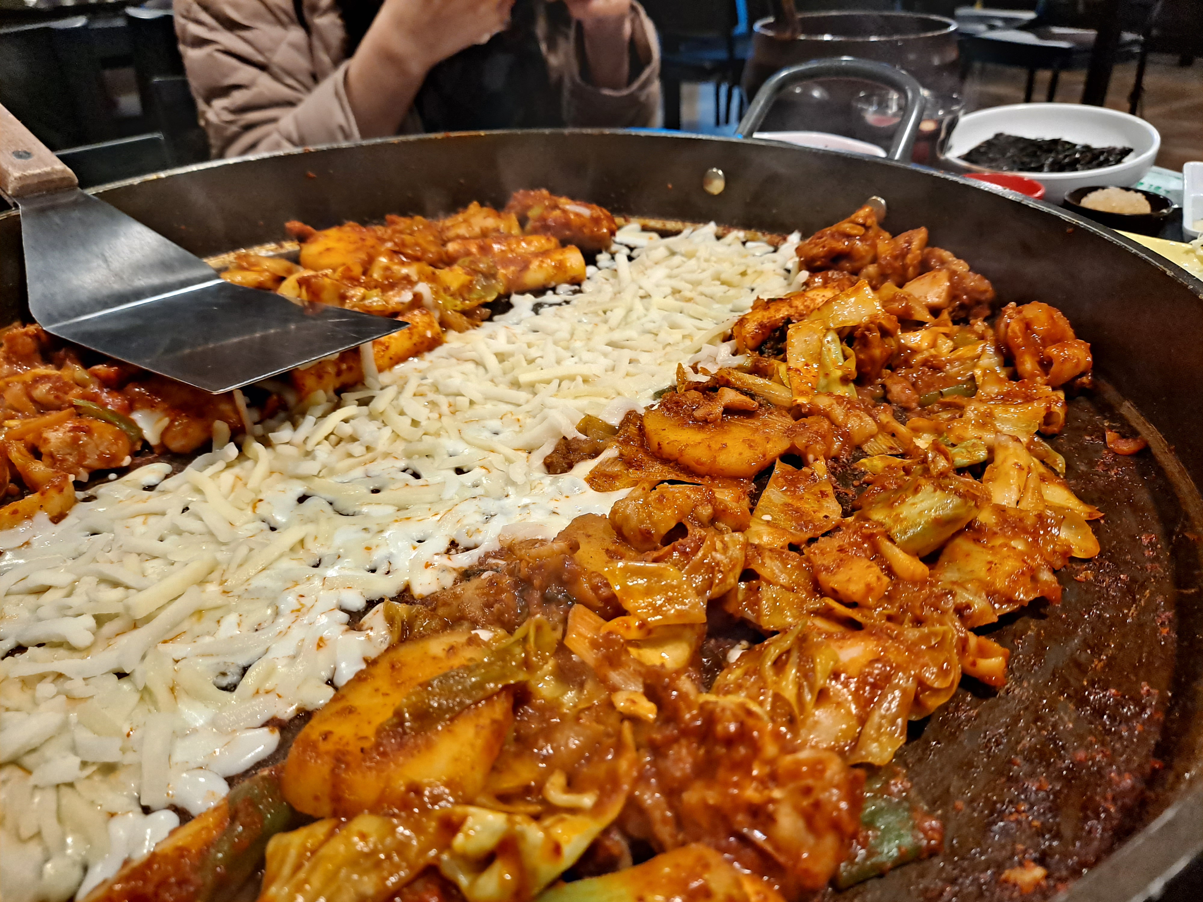 여주-맛집-호반닭갈비