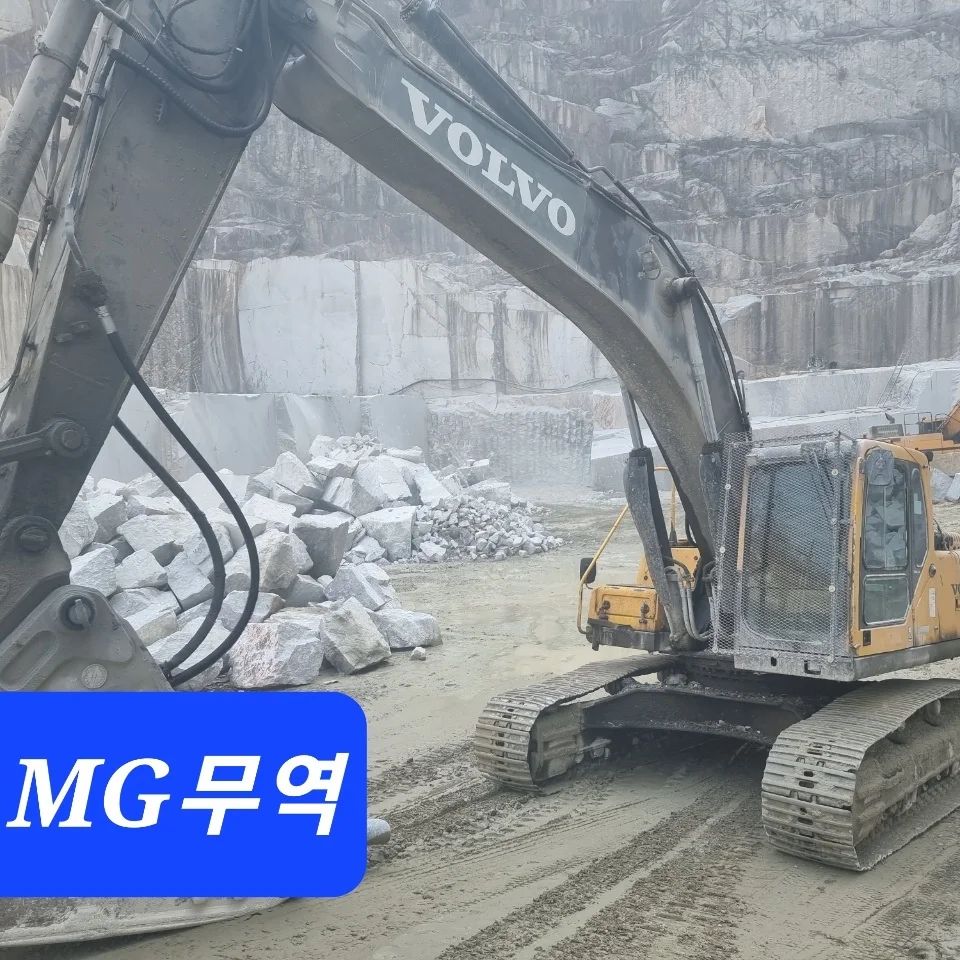  볼보 VOLVO EC290B 모델 2009년식 3000만원 판매합니다.