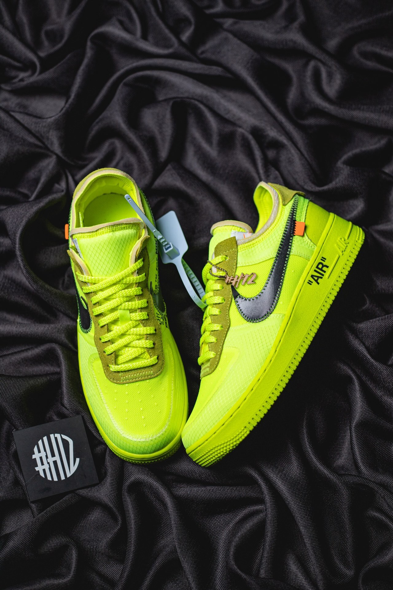  [NIKE x OFF WHITE] H12 나이키 X 오프화이트 에어포스1 로우 볼트 AO4606-700