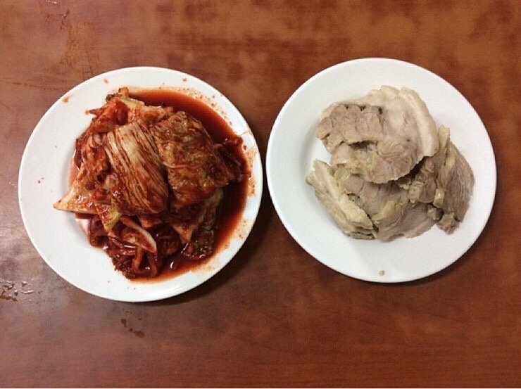  쌈 싸 먹어야 제맛, 보쌈(Napa Wraps with Pork)