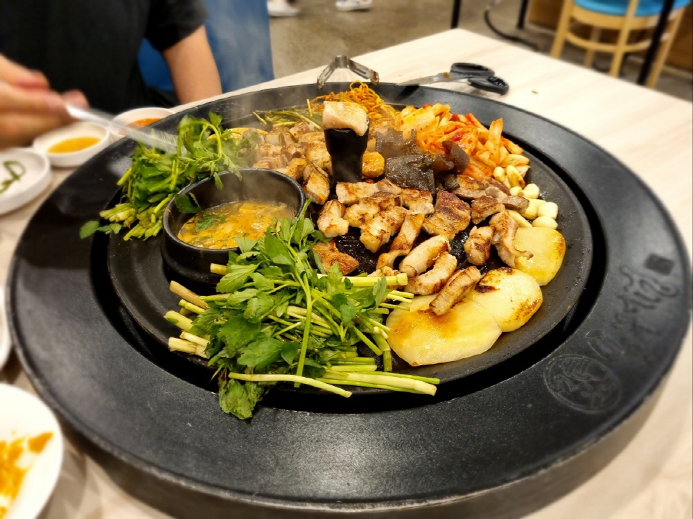  [하노이미딩맛집] 삼겹살에서 아구찜 맛이나요 천하제일 솥뚜껑