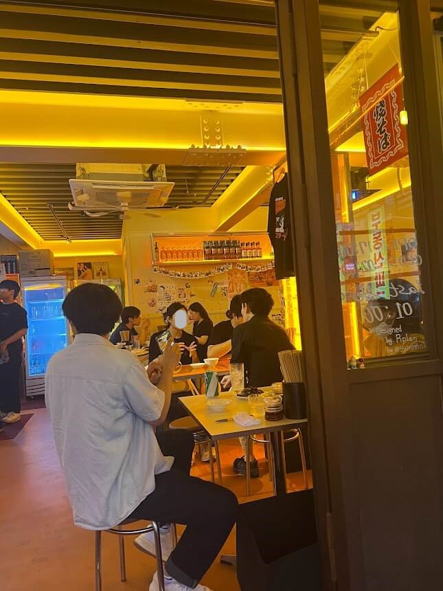 미스터교자 내부