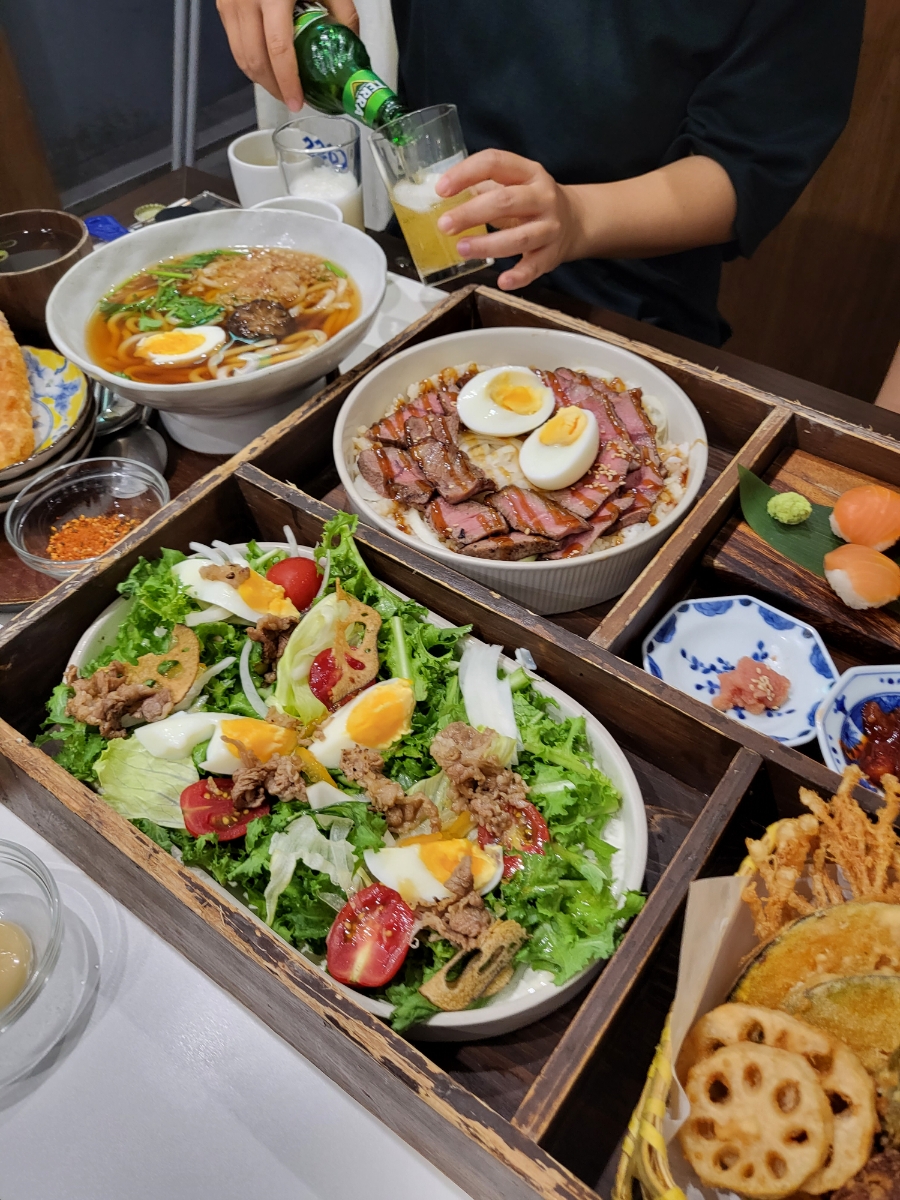 스테키동
