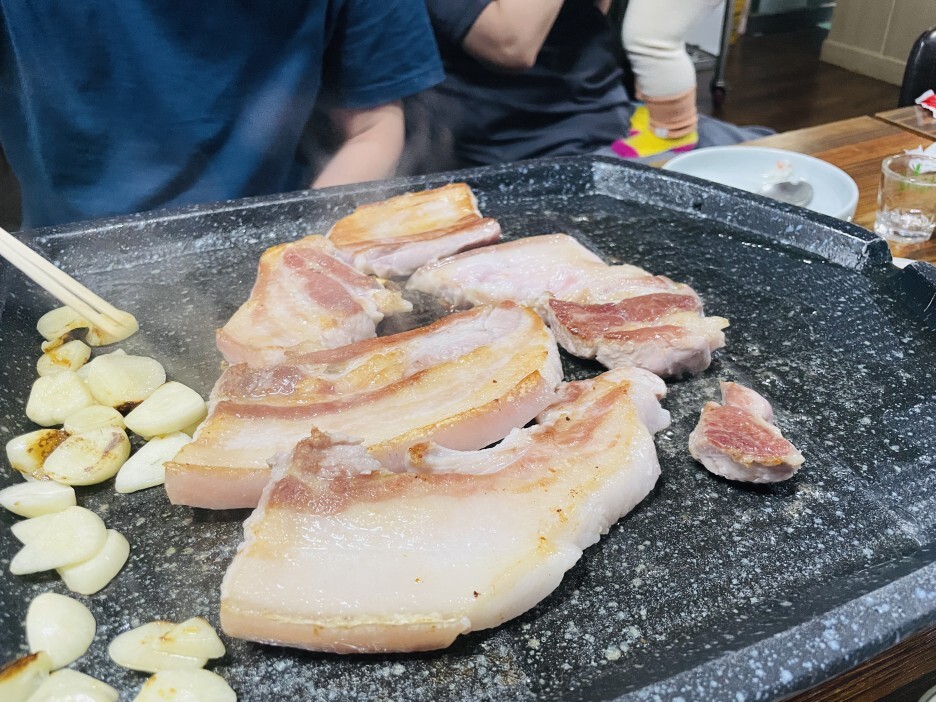 지리산흑돼지 이미지