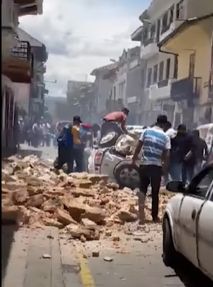 2023년 3월 18일 에콰도르 지진 대지진 강력지진 피해상황 시 차량피해