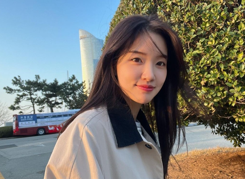 조윤서