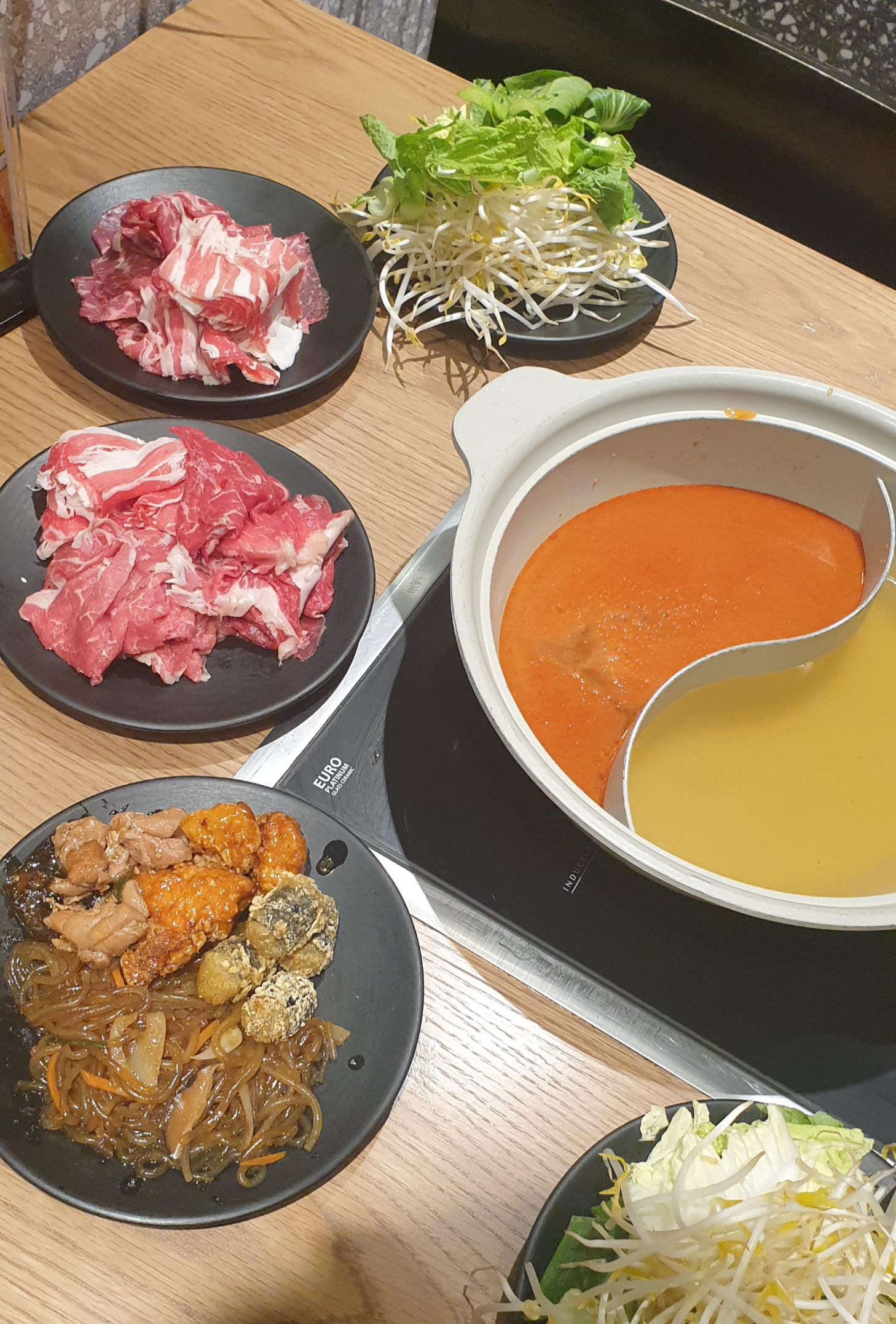  [장지] 로운 샤브샤브&샐러드바 - 소고기 무제한 샤브샤브