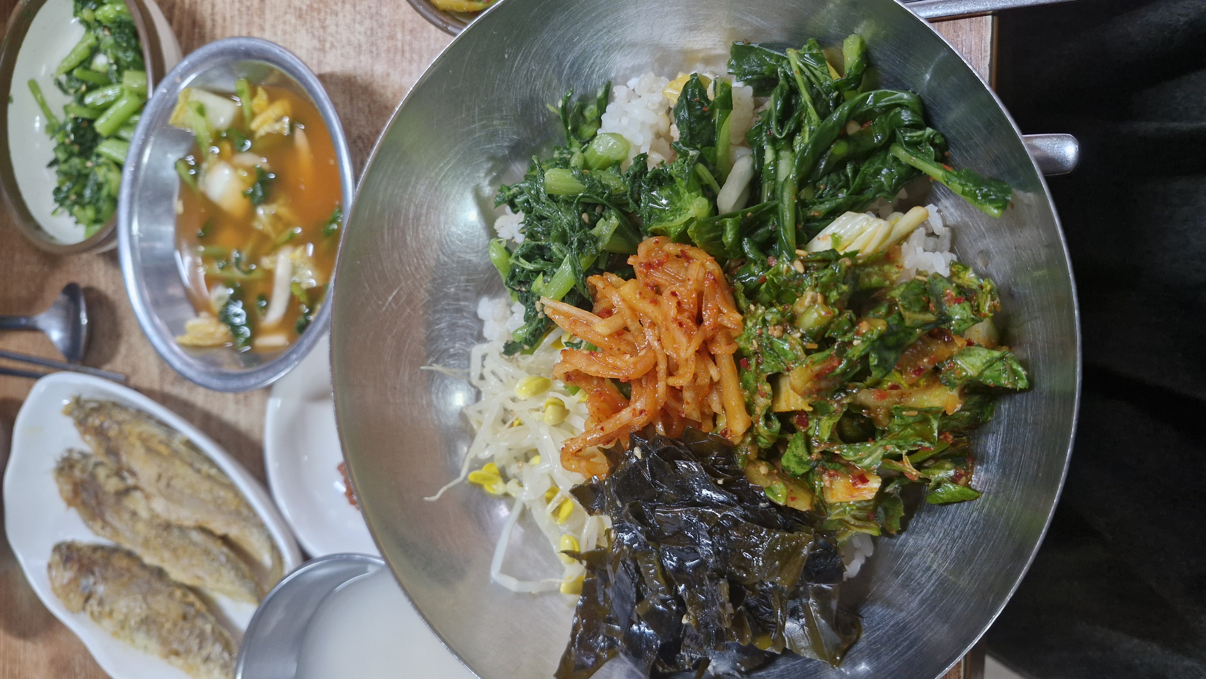 엄마손보리밥 사진 2