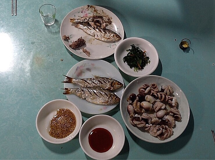  제철 맛에 추억을 더하다, 전어구이(Grilled Gizzard Shad)