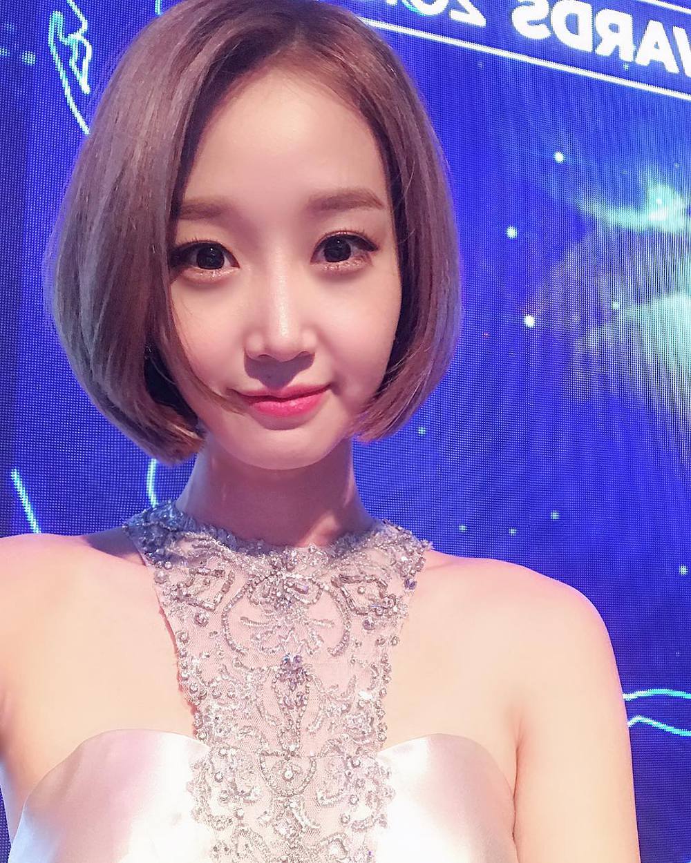  여자 아나운서 중에 키가 가장 큰 야구 전문 조은지 아나운서