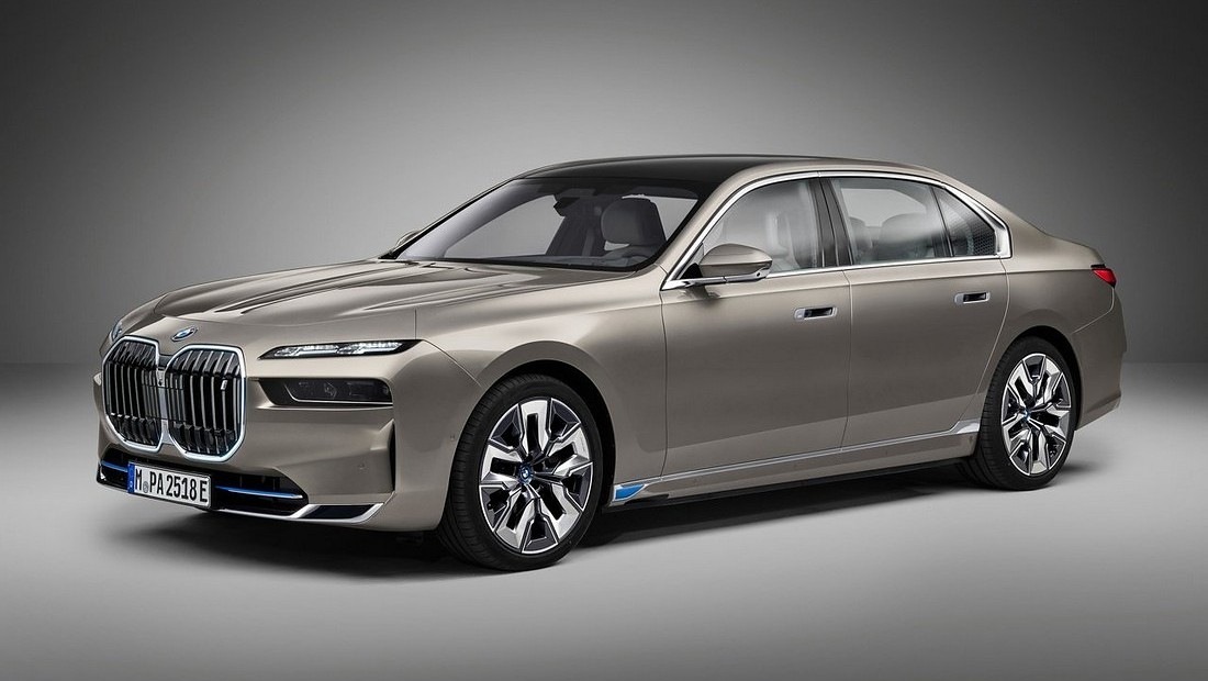 2024년형 BMW i7 xDrive60