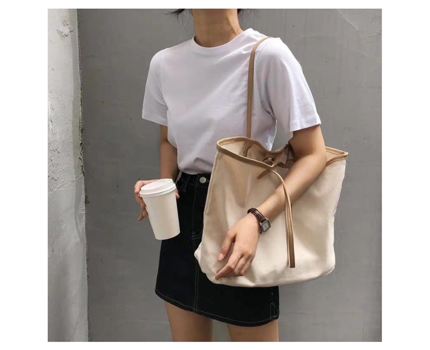  대학생 데일리 캔버스백으로 딱!