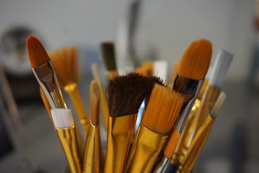 Self-painting tools