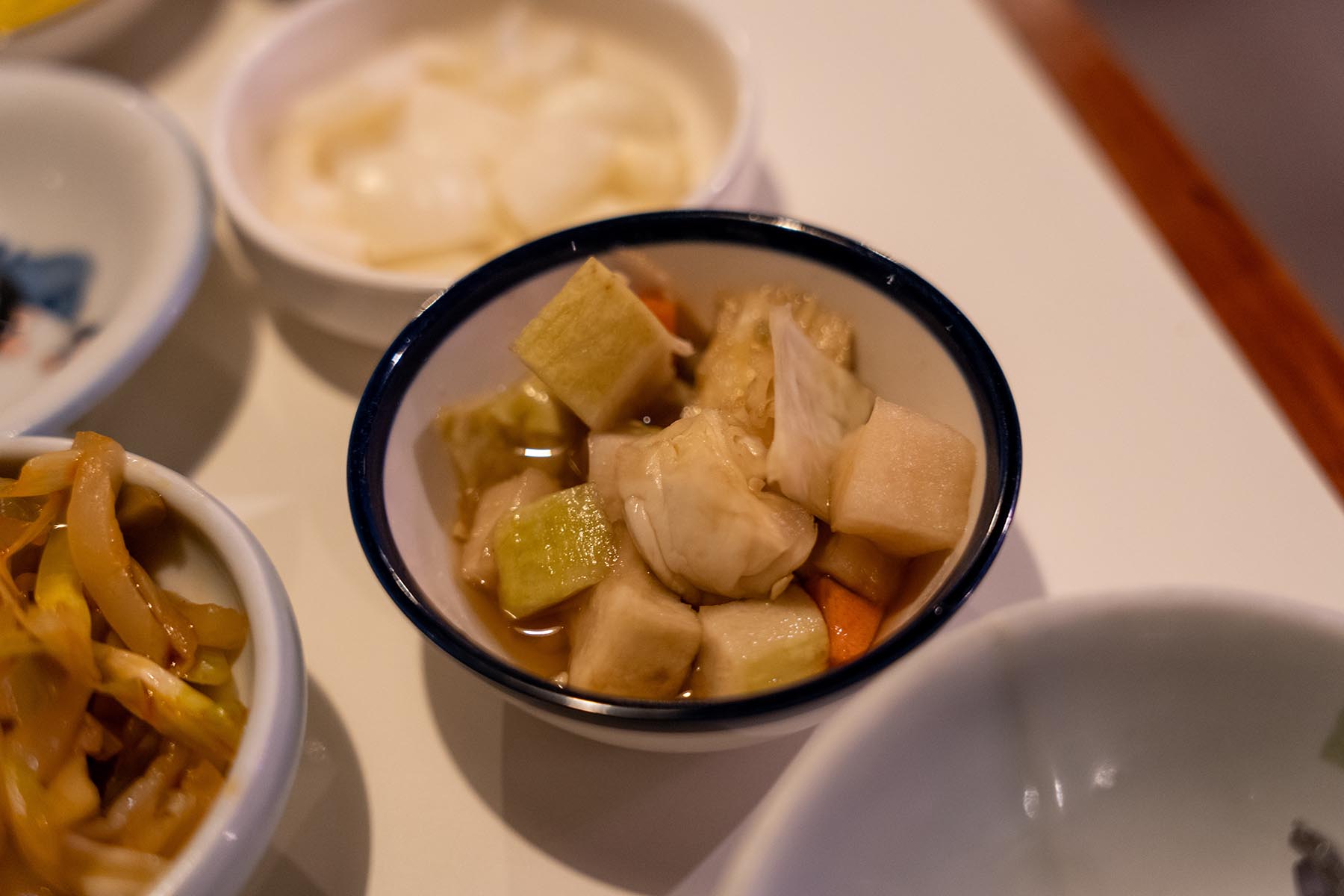 제주 중문 맛집 - 중국 가정식 요리 길리추팡 - 메뉴 밑반찬