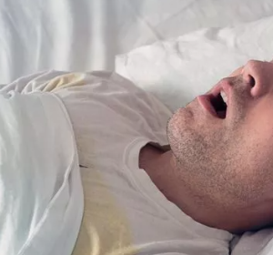 Understanding the Risks and Treatment Methods for Sleep Apnea.