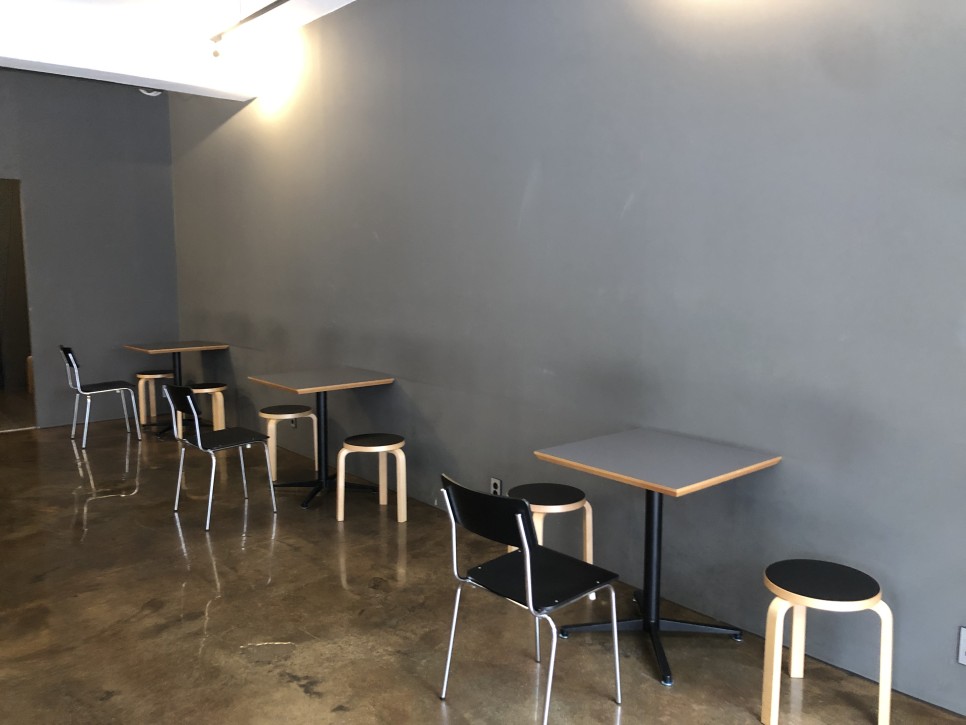 오픈주방 [전주 카페] 샘샘커피 분위기 8