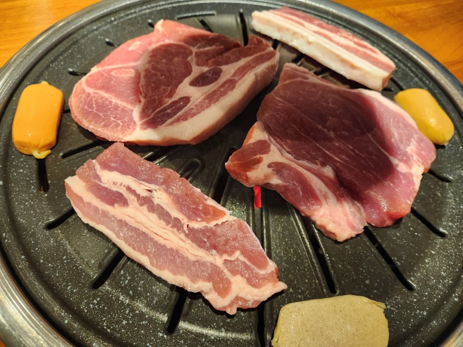 고기싸롱 이미지