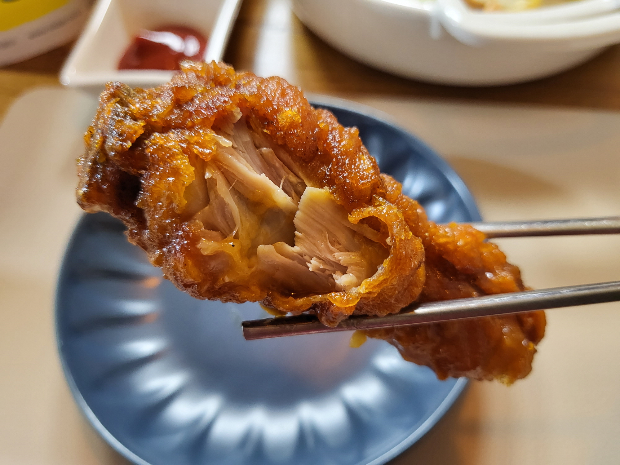 원조신포닭강정 - 닭다리 속살