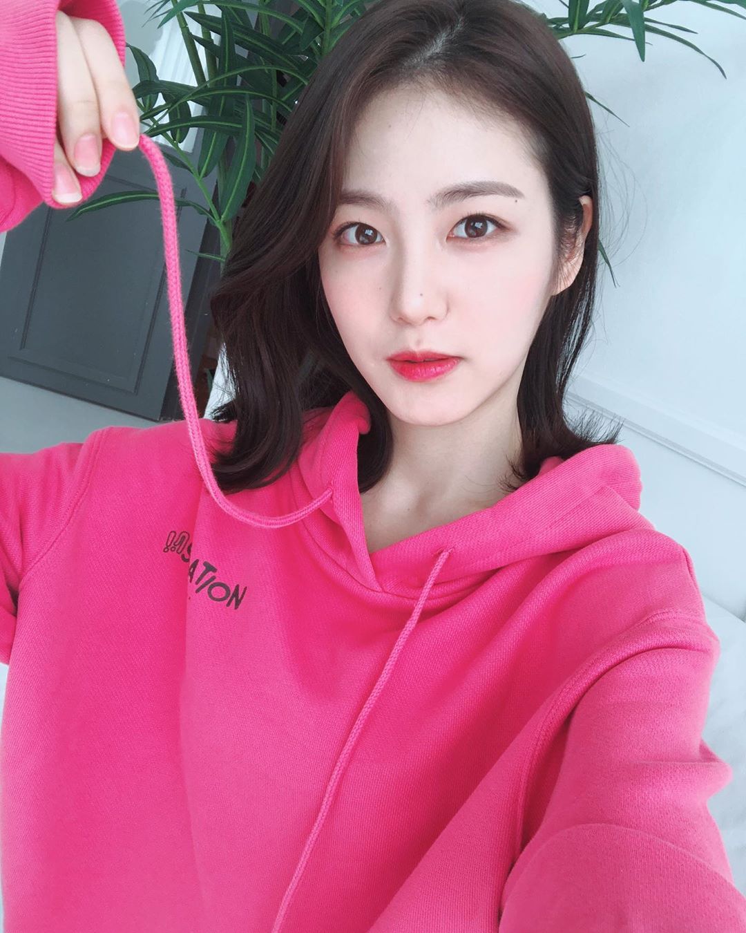  배우 신예은 사주없이 보는 관상 (자수성가 관상, 코점관상, 미인점, 사업하면 좋은 관상)