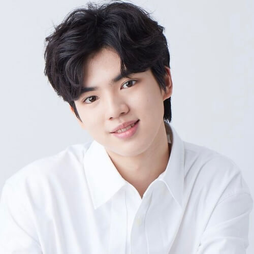 차준환 앞모습