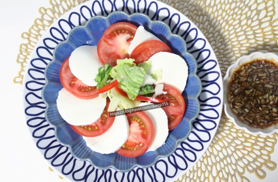 토마토 샐러드 소스 토마토 카프레제 22