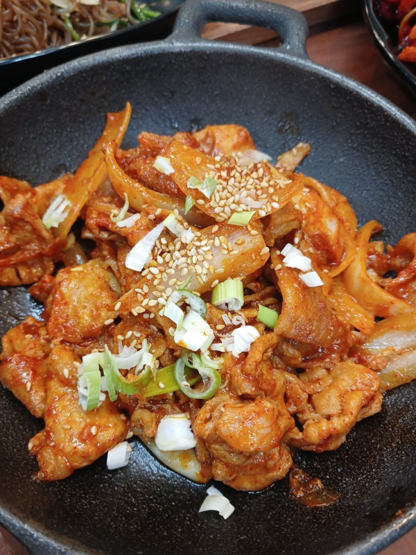 시래마루 제육볶음