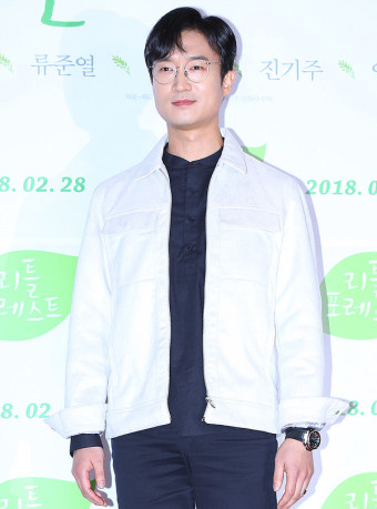 조우진 남자배우상 과거 결혼 아내 74