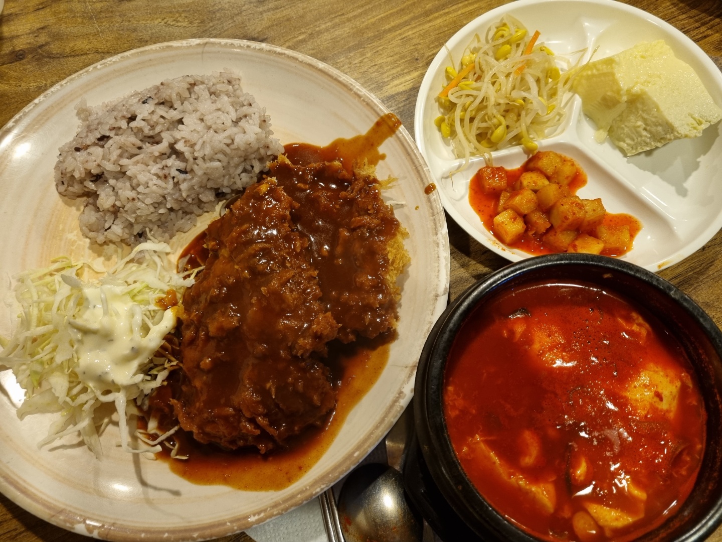  숙대 가성비 맛집, 교수님들도 찾아가는 숙대 소반(순두부찌개, 돈까스 맛집)