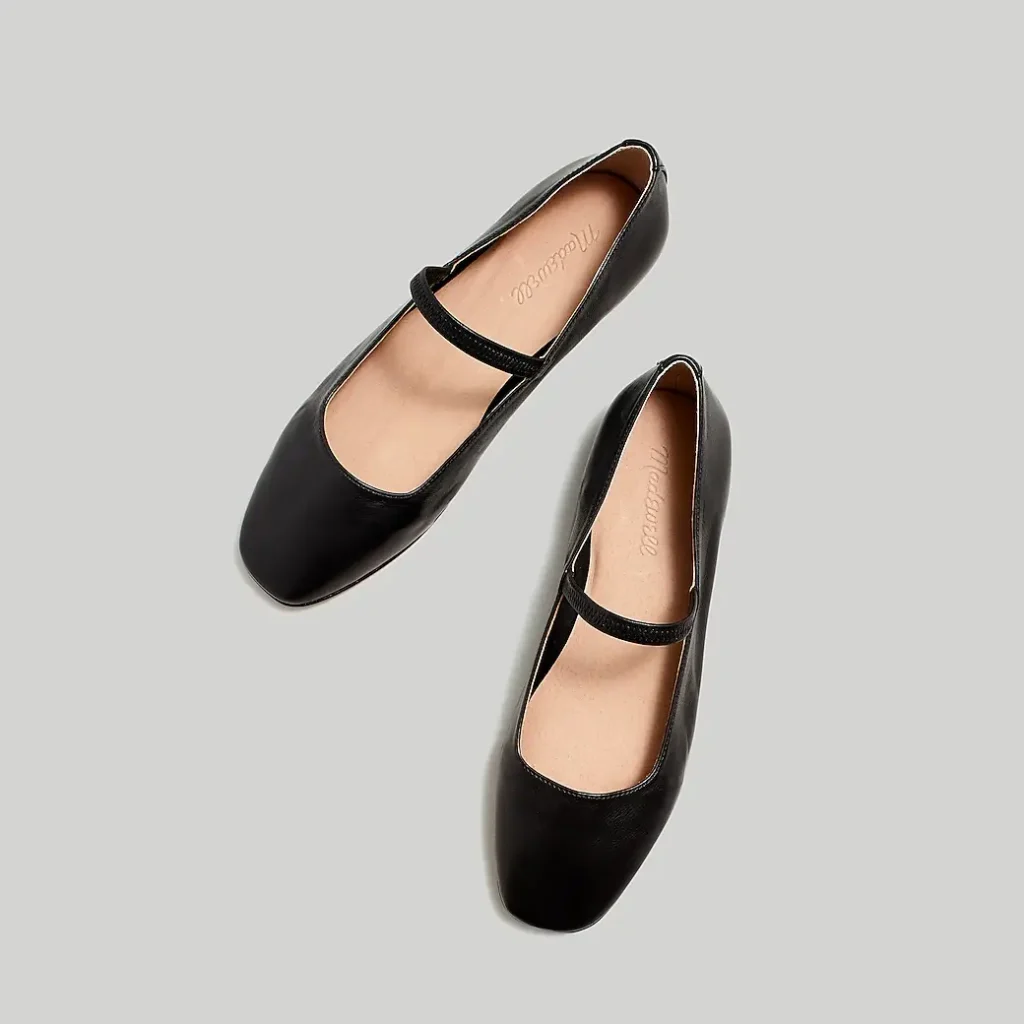 8 CHIC MARY JANE SHOES