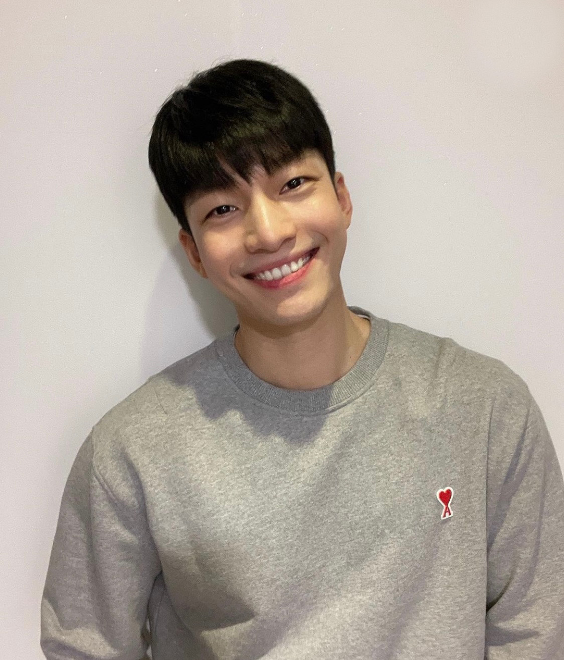 배우 위하준
