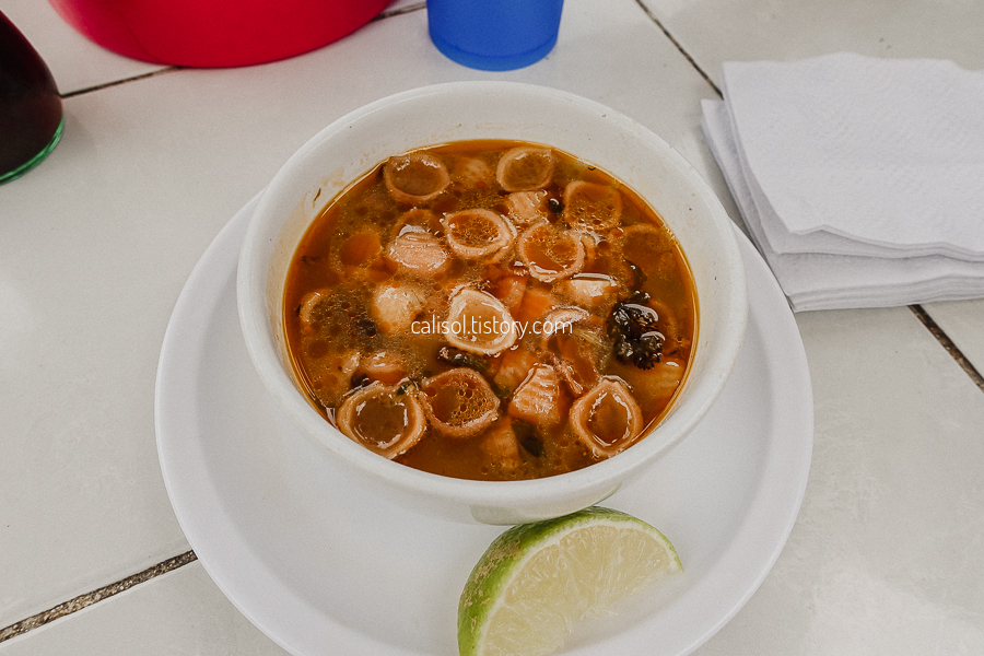 멕시코 음식 수프 Sopa de Conchas