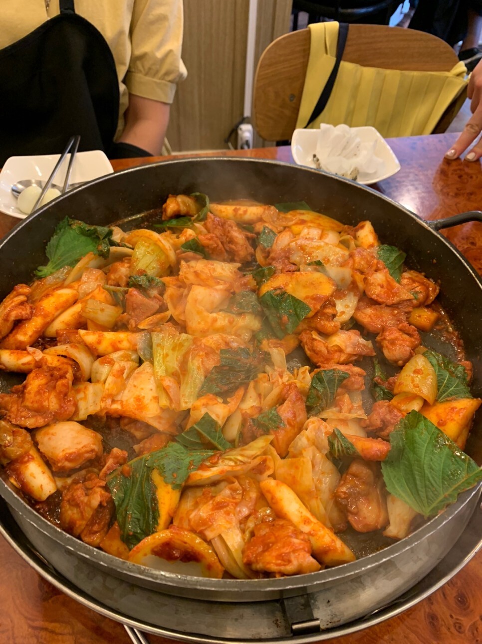정통춘천닭갈비 이미지