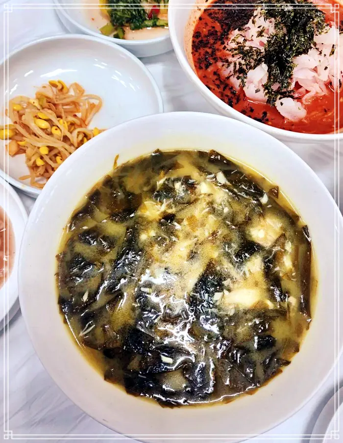 토밥 좋아 토요일은 밥이좋아 강릉&#44; 사천 해변 가자미 물회 맛집