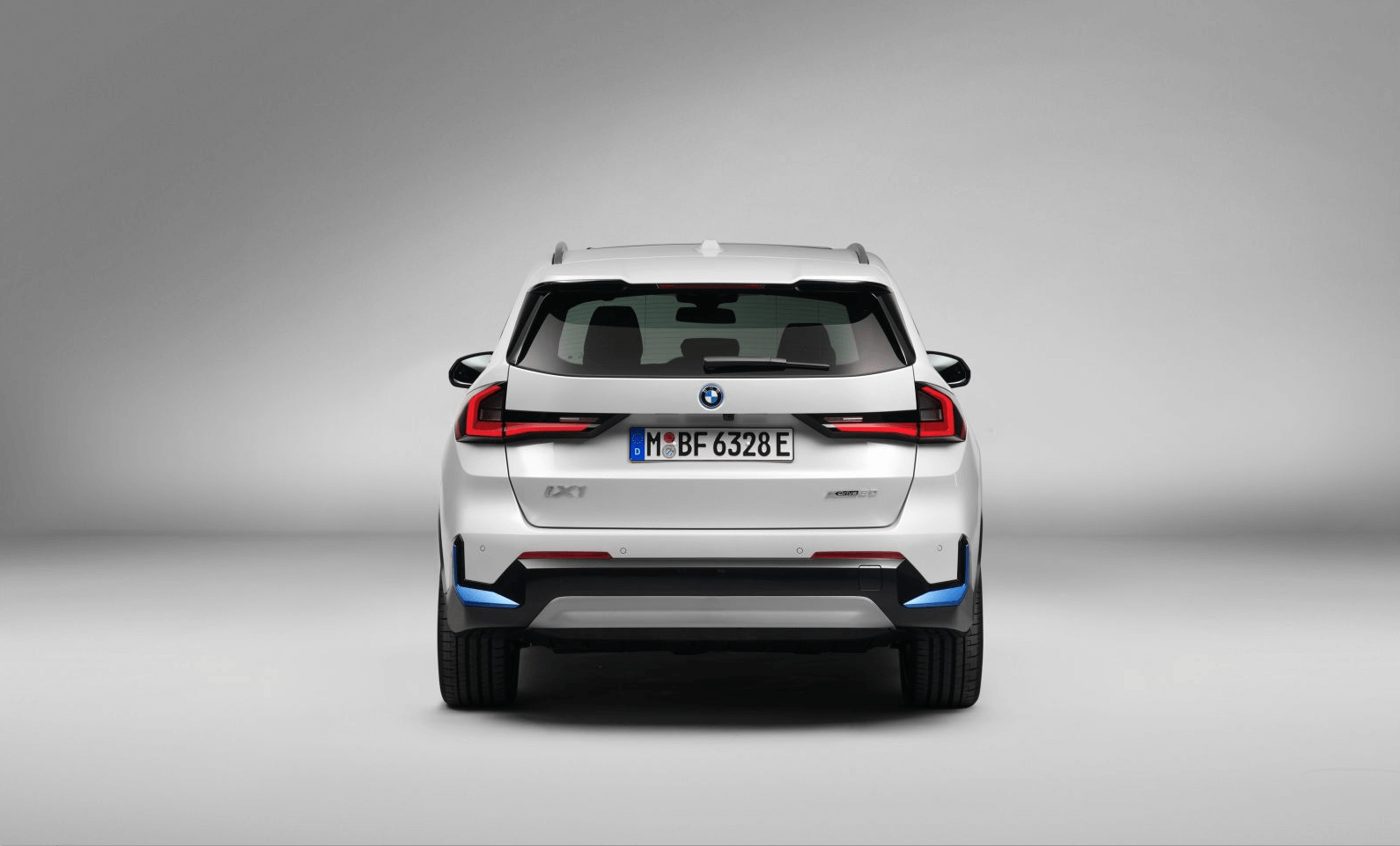 BMW-X1-풀체인지-후면부-모습