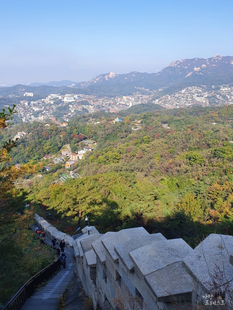 북악산 성곽길