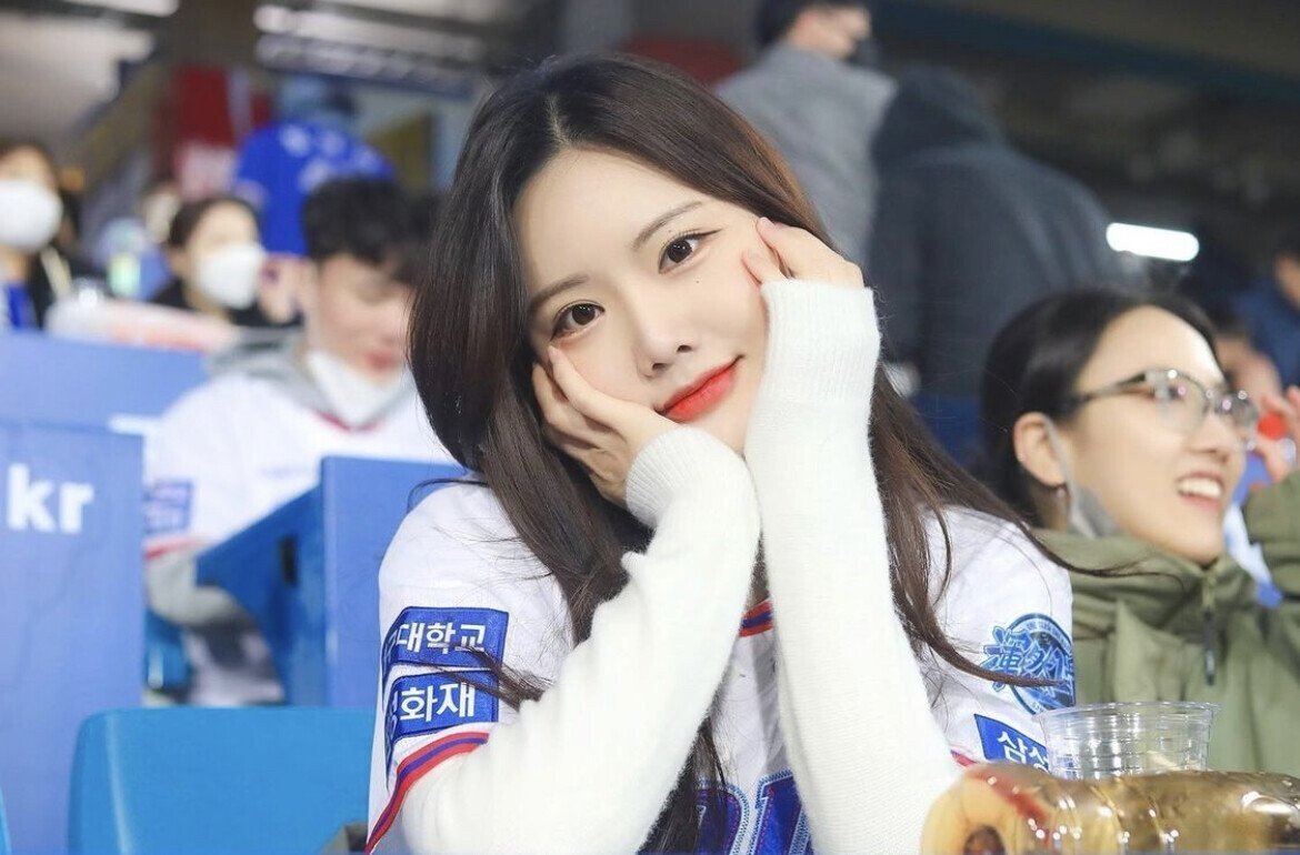  삼성라이온즈의 희망 치어리더 최홍라 프로필, 움짤, 근황 열애설