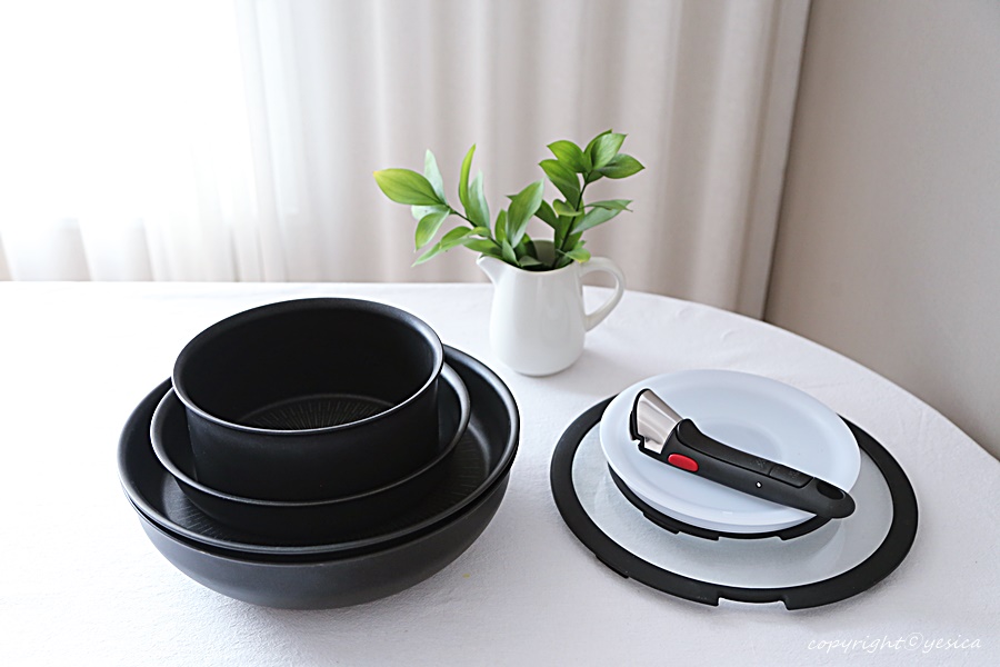 식탁 위 플레이팅까지 완벽! 테팔매직핸즈 인덕션 후라이팬세트 3