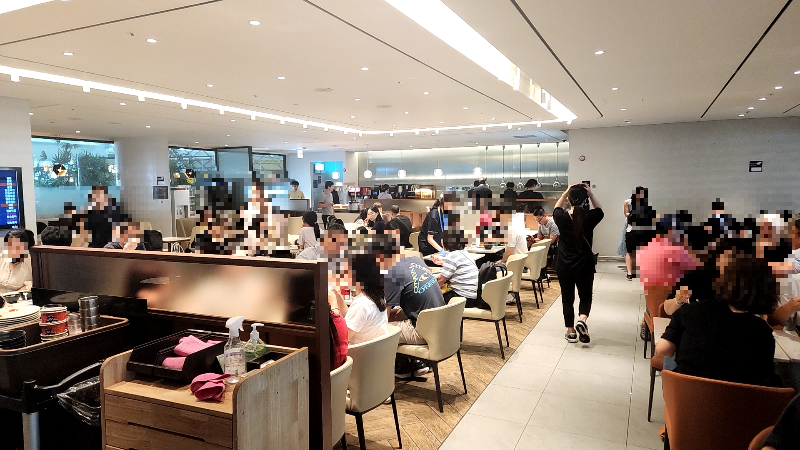 [인천 공항 맛집] 마티나 라운지 1 터미널 서편 / 뷔페 라운지 - 내부2