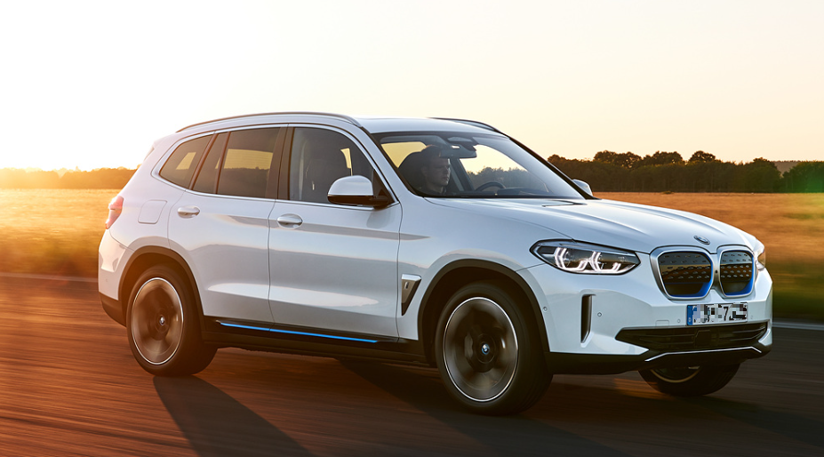 BMW iX3