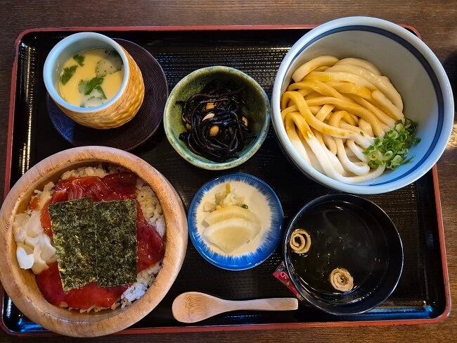 미에 여행 🦞 이세 맛집 테코네자야(手こね茶屋)
테코네즈시, 이세우동, 홍씨의 일본 이야기