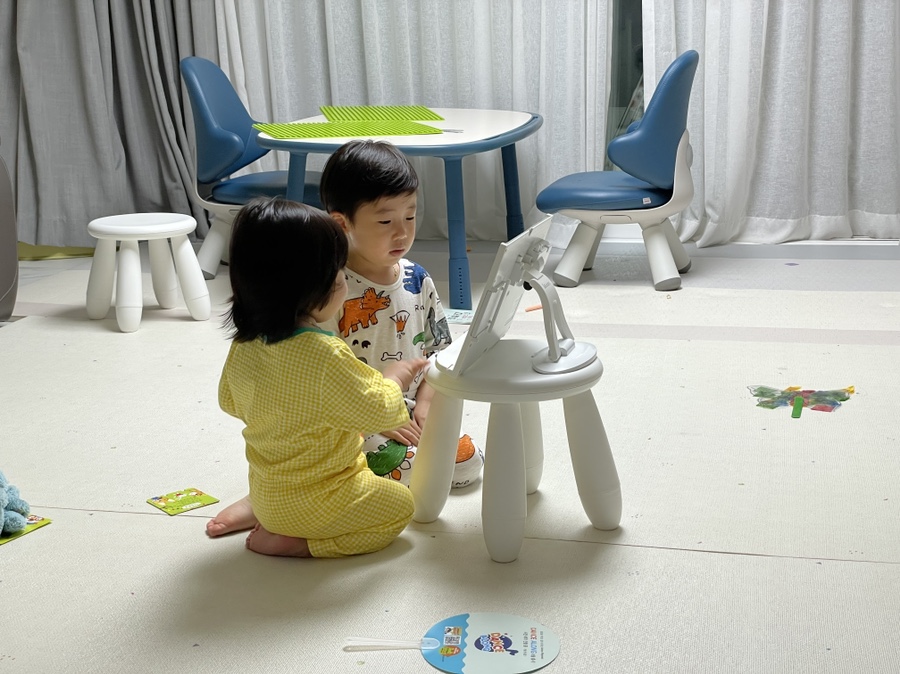 비 영어로 비오는 월요일 그리고 끝나지 20