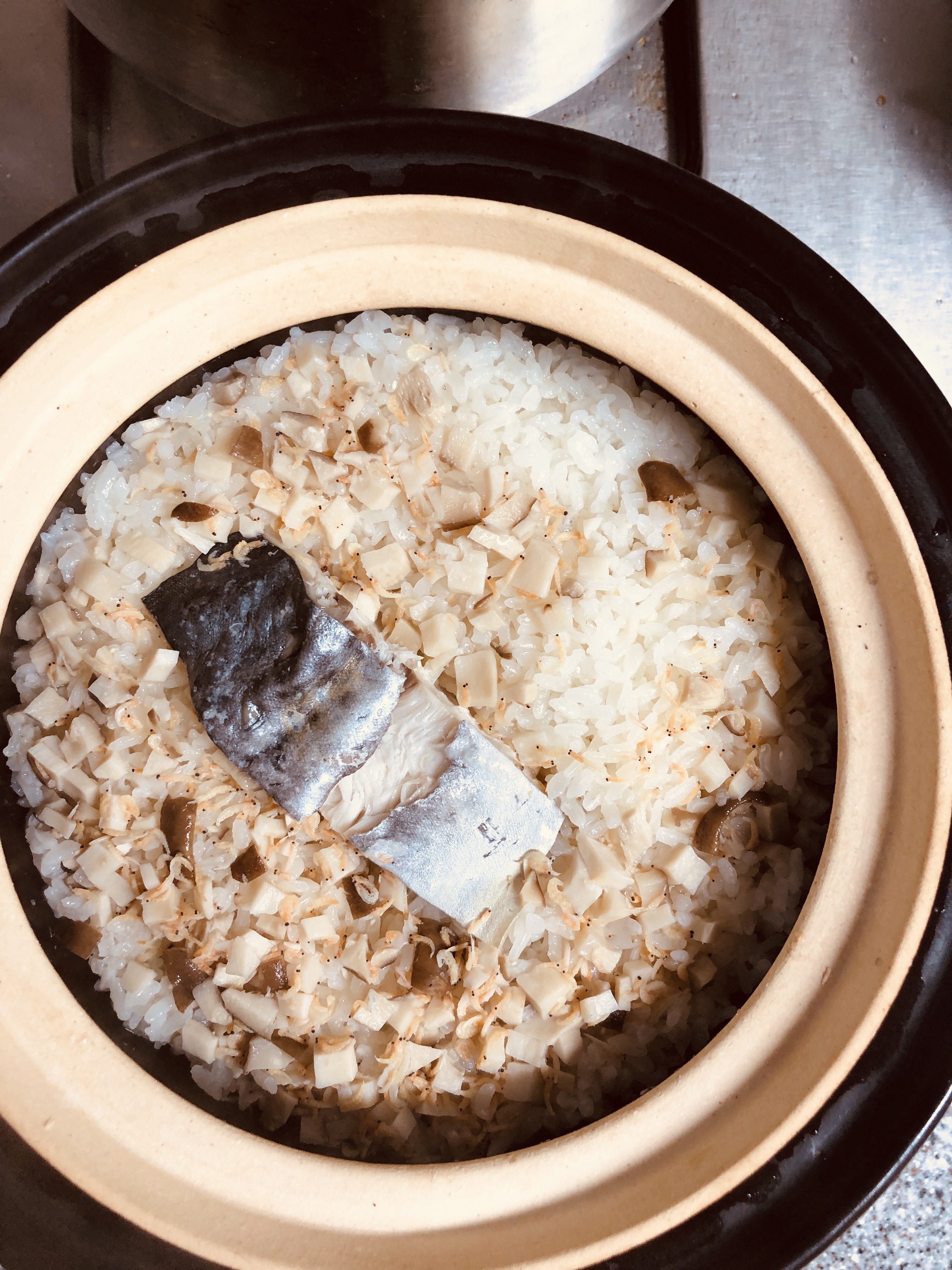  삼치 밥새우 새송이 찜밥. 아기밥으로 역시 좋죠.